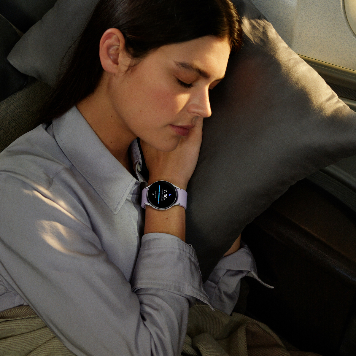 Montre connectée Samsung Montre Connectée  Mixte Galaxy Watch5 - Bracelet Silicone Argenté