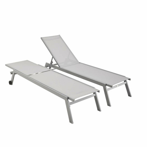 Transats, chaises longues sweeek Lot de 2 bains de soleil ELSA en aluminium gris et textilène gris clair, transats multi positions avec roulettes | sweeek