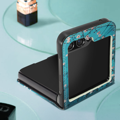 Coque, étui smartphone Coque Plum Blossom pour Samsung Galaxy Z Flip 5 Rigide revêtement simili cuir