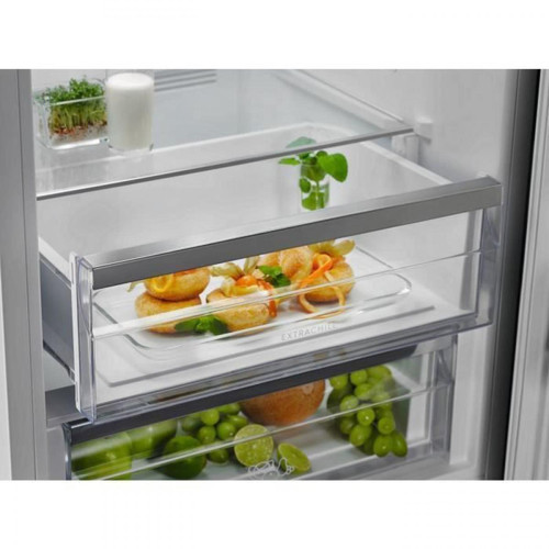 Réfrigérateur Réfrigérateur combiné 360L Froid Ventilé ELECTROLUX 60cm, LNC7ME34W2
