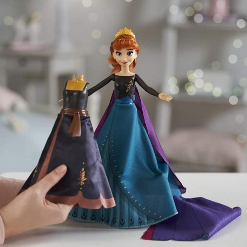 Poupées Disney La Reine des Neiges 2 - Poupee Princesse Disney Anna et ses tenues magiques
