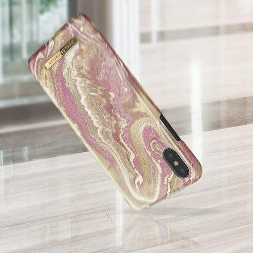 Coque, étui smartphone Coque iPhone X et XS Golden Blush Marble Résistante Ideal of Sweden