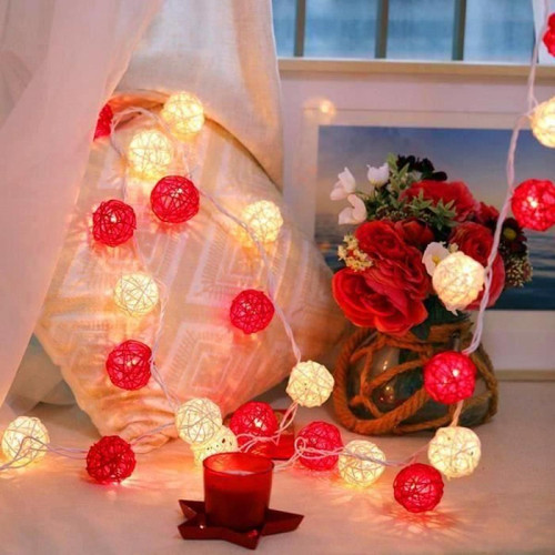 Guirlandes lumineuses marque generique 4M 20LED Veilleuse takraw Guirlande Lumineuse LED ornements- Diamètre 5cm-Compartiment à piles-[Rouge+Blanc]