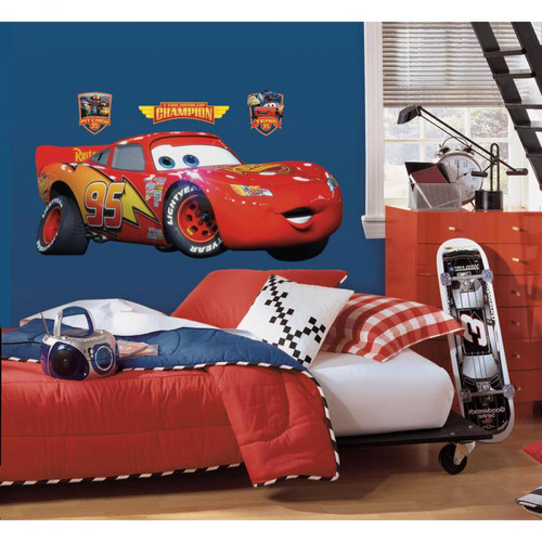 Mon Beau Tapis - FLASH MCQUEEN DISNEY CARS 2 - Stickers repositionnables géants Flash McQueen, Cars 2, Disney - Décoration chambre enfant