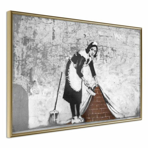 Paris Prix - Affiche Murale Encadrée Banksy Sweep it Under the Carpet 30 x 20 cm Or Paris Prix - Affiches, posters Rouge, blanc, or