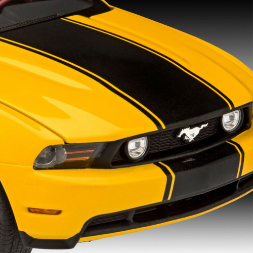 Circuits Revell 2010 Ford Mustang GT