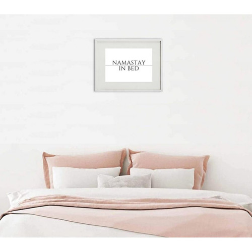 Shot - Cadre Photo "Namastay in bed" 30x40cm avec Passe Partout Tableau Bois Verre (BLANC) Shot  - Tableau paysage Tableaux, peintures