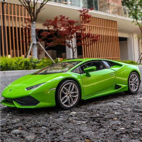 Universal - 1: 24 Lamborghini LP610 4 modèle de voiture en alliage simulation collection cadeau moulé sous pression modèle jouet non télécommandé.(Vert) Universal  - Jeux & Jouets