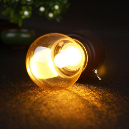 Lampes de bureau Ampoule LED 2021 Lampe de table soufflée classique Lampe décorative Vintage USB rechargeable Lampe LED de table (or)