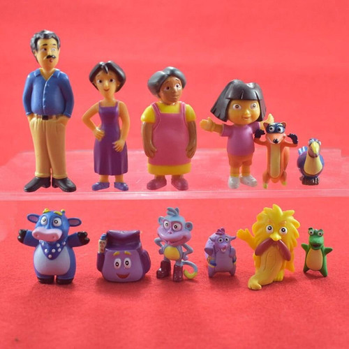 Universal - Dora 12 figurines jouets - Universal