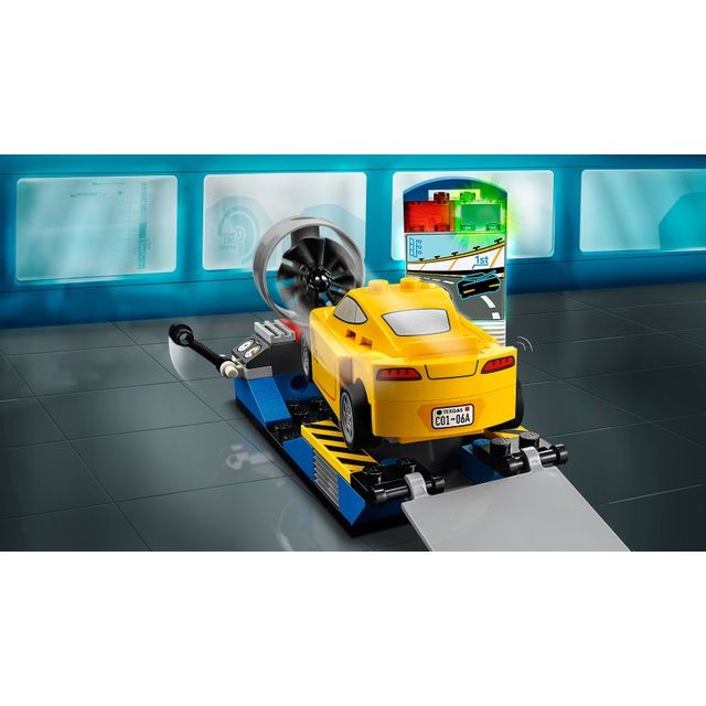 Lego LEGO® Juniors Disney Pixar Cars 3 - Le simulateur de course de Cruz Ramirez - 10731