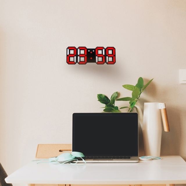 Horloges, pendules Wewoo Horloge murale rouge pour la maison, cuisine, bureau, DC 5V Réveil mural multifonctions 3D LED avec fonction Snooze, affichage 12/24 heures