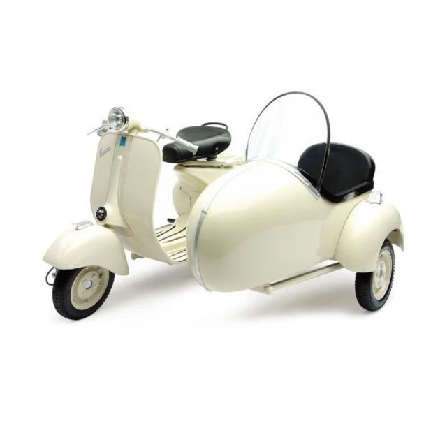 New Ray - NEWRAY 48993 Vespa 150 VLIT Side Car Miniature - 1/6° - 29,5 cm New Ray - Marchand Stortle