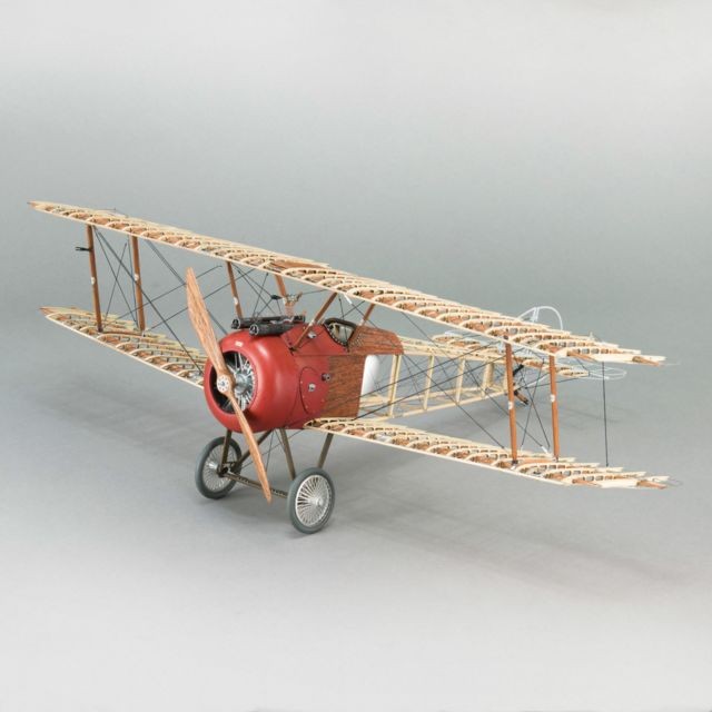 Artesania Maquette avion en bois et métal : Sopwith Camel 1918