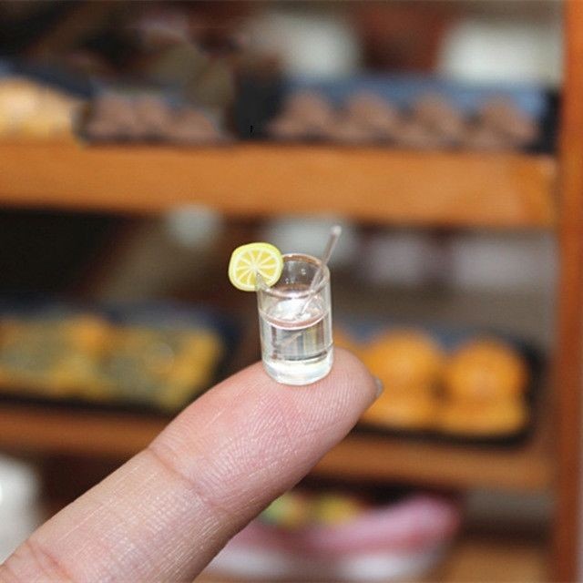 Wewoo - 5 PCS Mini Tasse D'eau Au Citron Miniature Maison De Poupée Accessoires Tasses Jouet Décoration Cadeaux Jaune De Wewoo  - Noël 2019 : Jeux & Jouets Jeux & Jouets