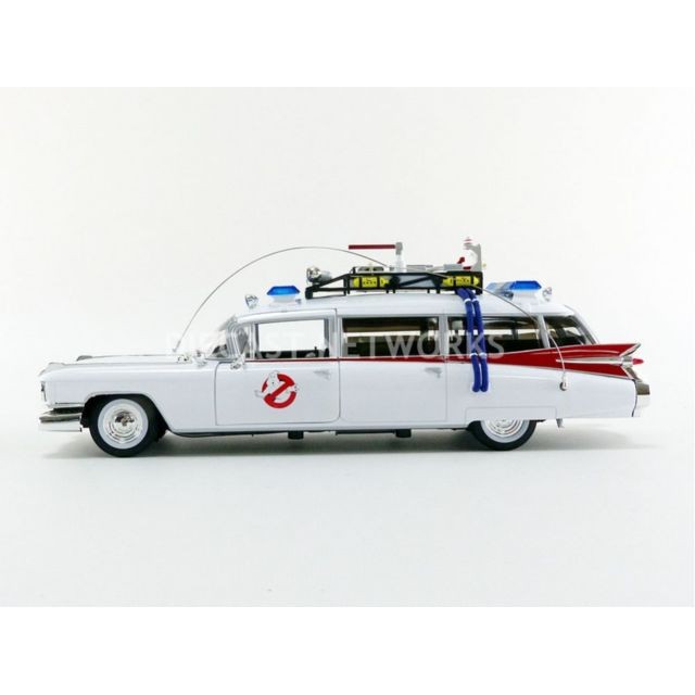 Auto World AUTO WORLD - 1/18 - CADILLAC GHOSTBUSTERS - ECTO 1 (SCALE 1:21) - AWSS118