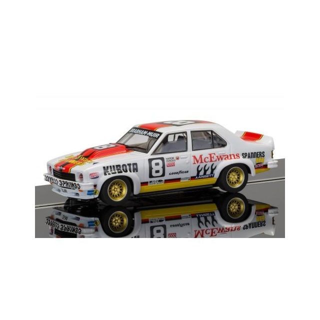 Scalextric - Voiture Scalextric C3758A 60th Anniversary Special Edition Packaging - Holden A9X Torana Scalextric - Scalextric
