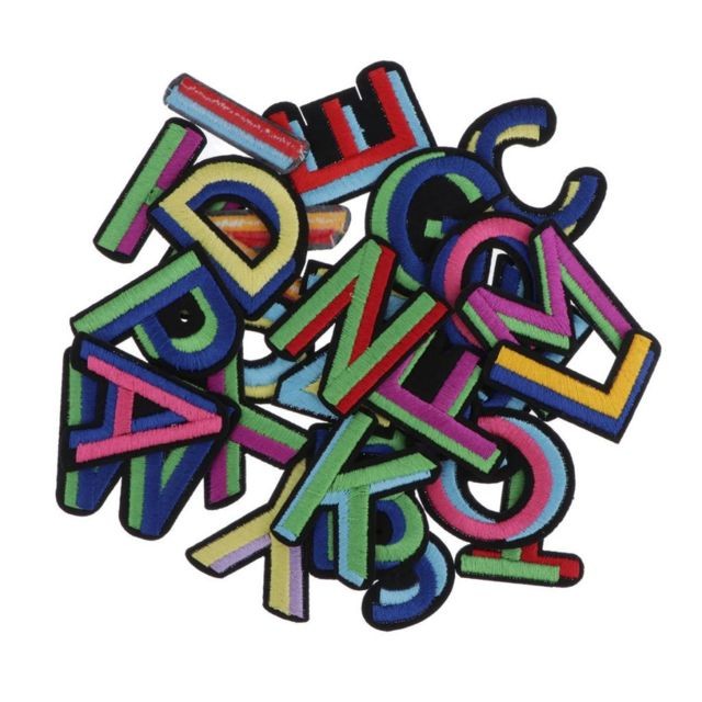 Kits d'entretien 26pcs couture fer à repasser de broderie sur l'alphabet Motif Applique coloré