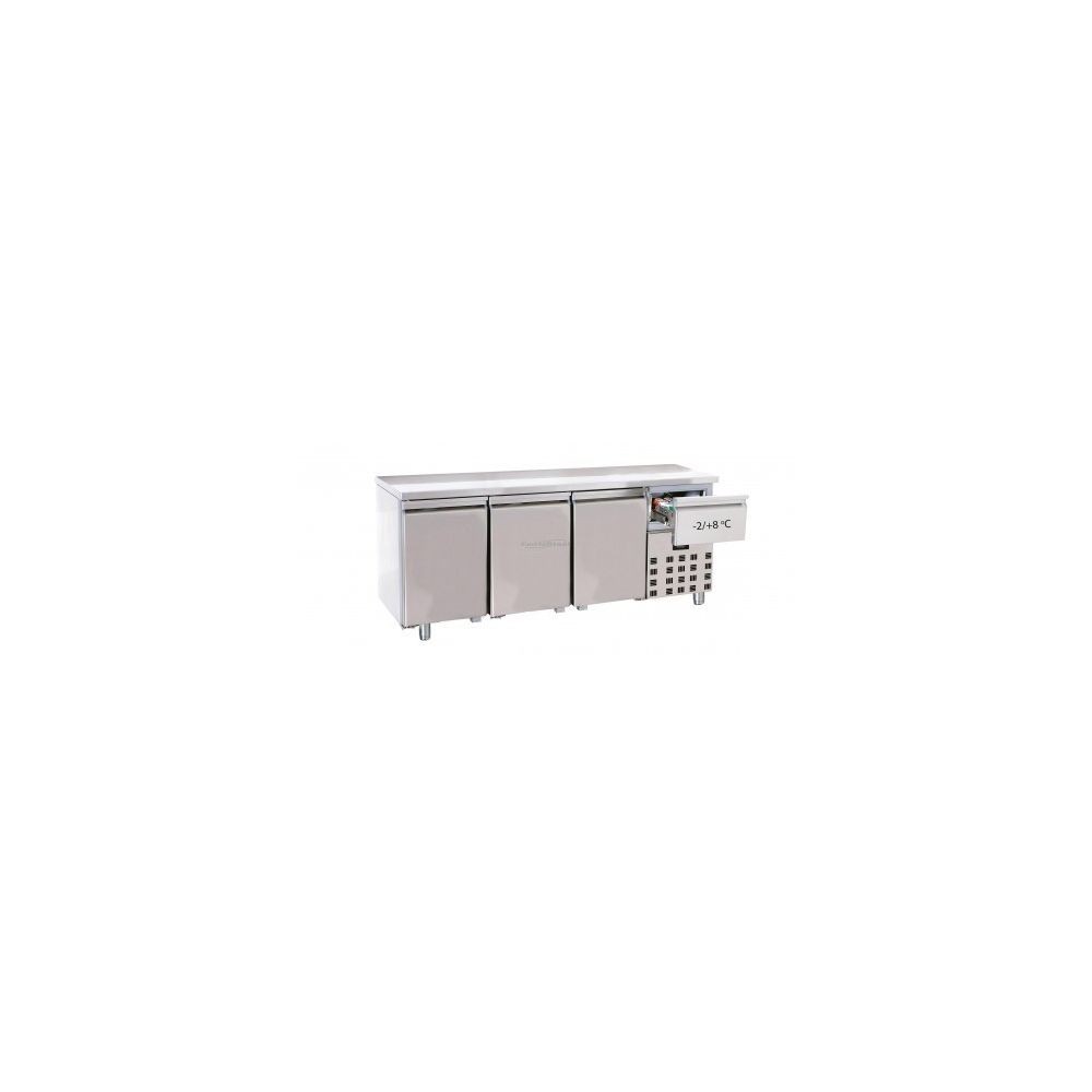 Réfrigérateur américain Combisteel Table réfrigérée GN 1/1 sans dosseret - 3 portes - Combisteel -                             700